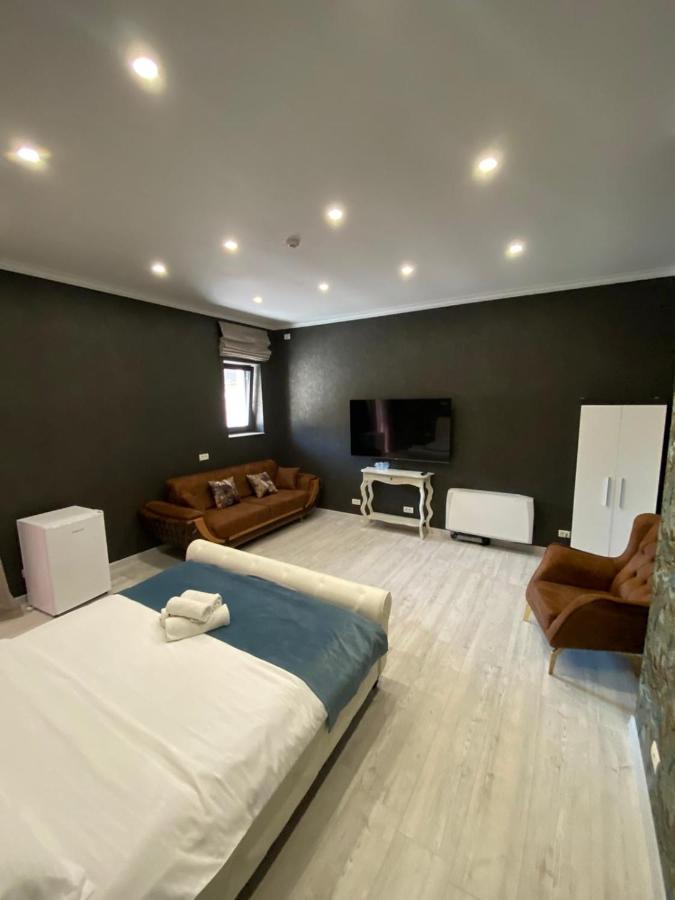 Arizet Boutique Mamaia Hotel Bagian luar foto