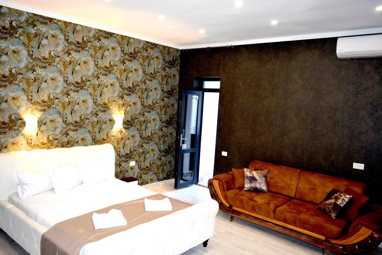 Arizet Boutique Mamaia Hotel Bagian luar foto