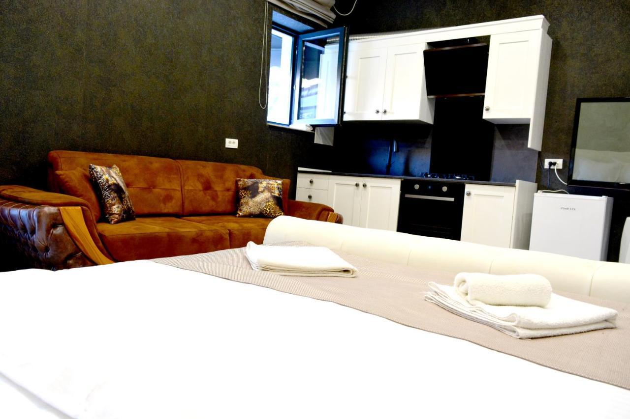 Arizet Boutique Mamaia Hotel Bagian luar foto