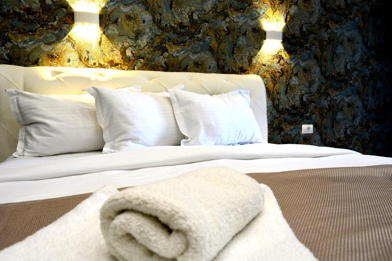 Arizet Boutique Mamaia Hotel Bagian luar foto