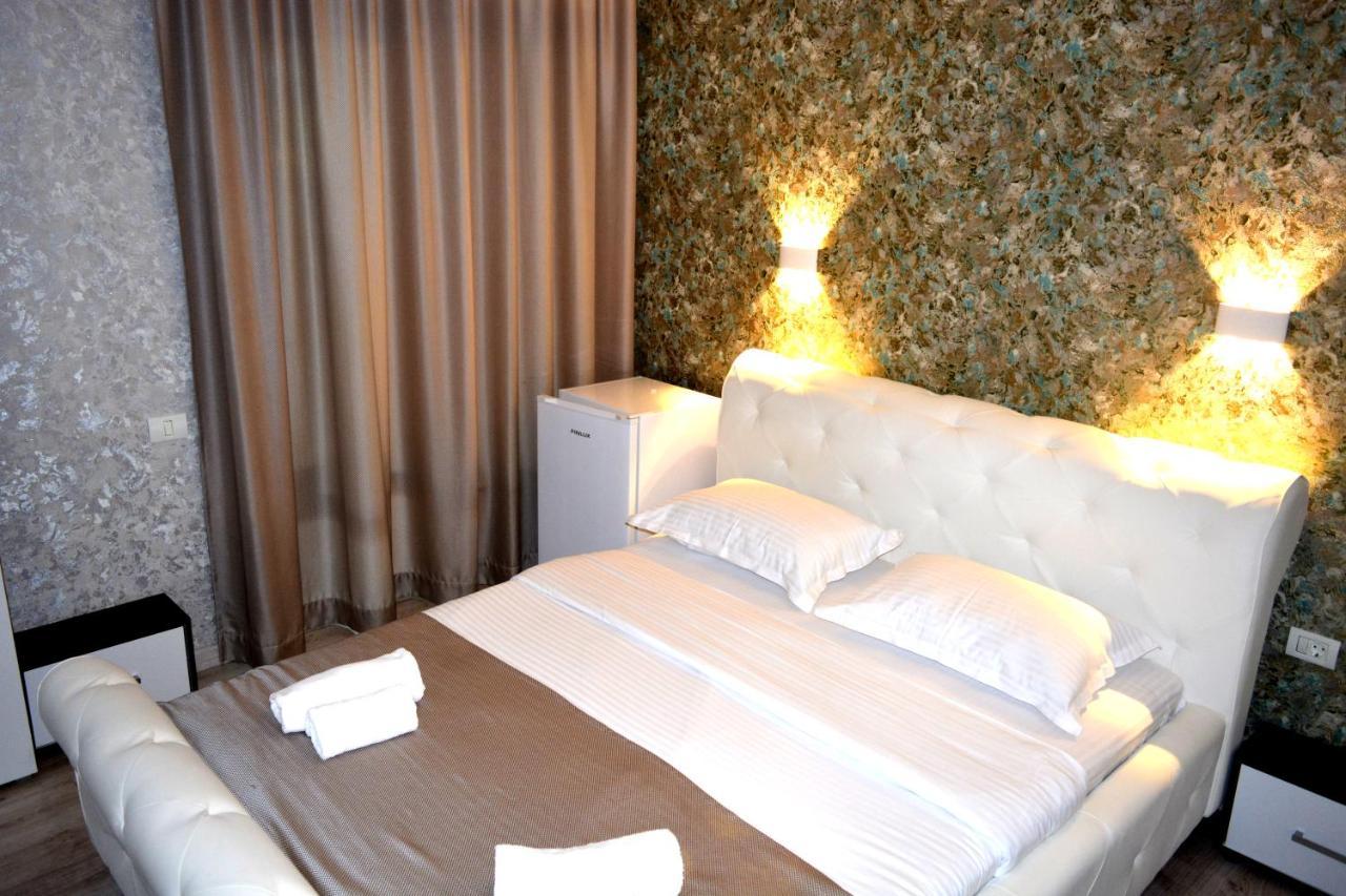 Arizet Boutique Mamaia Hotel Bagian luar foto