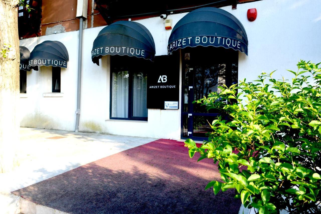Arizet Boutique Mamaia Hotel Bagian luar foto