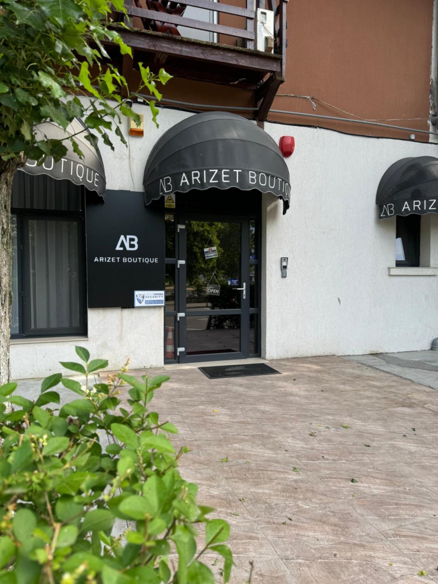 Arizet Boutique Mamaia Hotel Bagian luar foto