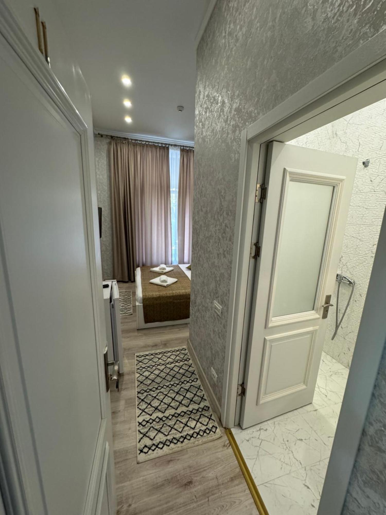 Arizet Boutique Mamaia Hotel Bagian luar foto